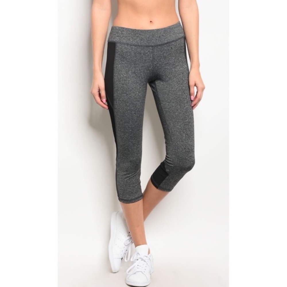 Gray Capri Yoga Workout Leggings - Picture 2 of 3